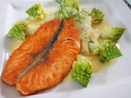 照片: Blum Fisch- Spezialitäten auf Sylt Seafood Bistro